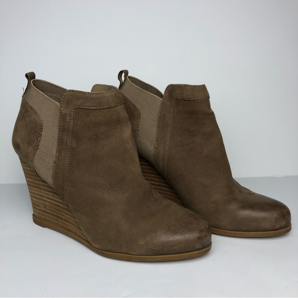 Crown Vintage Carly Wedge Booties